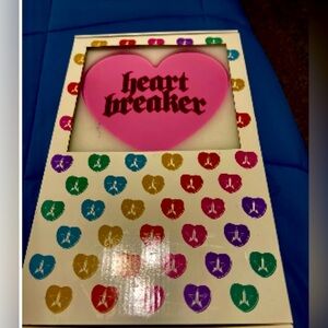 New in box 📦 Jeffree Star heart breaker mirror ,, so so cute 🥰